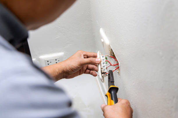 Best Emergency Electrical Repair  in Teague, TX